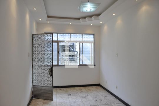 Sala de casa de condomínio à venda com 2 quartos, 78m² em Engenho Novo, Rio de Janeiro