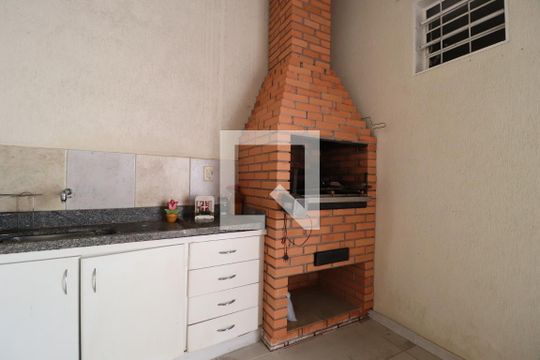 Área Gourmet de casa para alugar com 7 quartos, 456m² em Presidente Roosevelt, Uberlândia