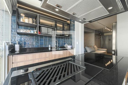 Varanda Gourmet de apartamento à venda com 2 quartos, 74m² em Cidade Monções, São Paulo