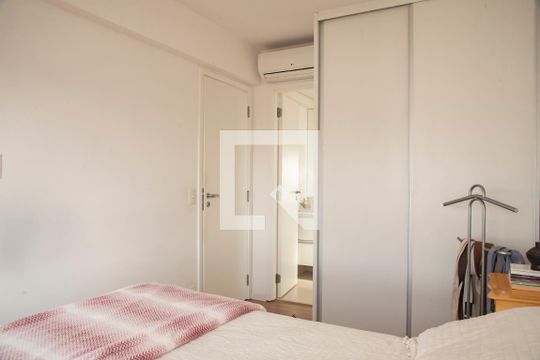 Suíte de apartamento para alugar com 2 quartos, 68m² em Mirandópolis, São Paulo