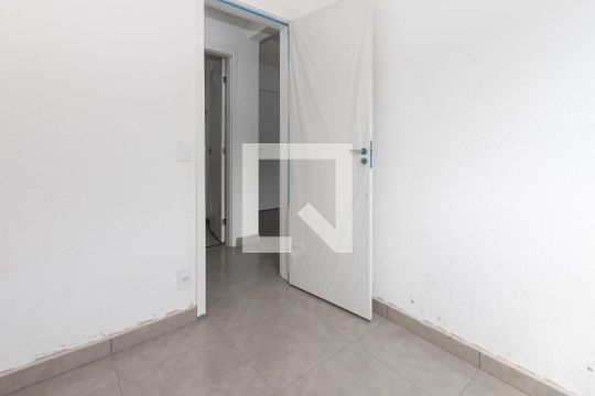 Quarto 2 de apartamento à venda com 2 quartos, 37m² em Jardim São Luís, São Paulo