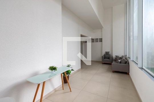 Hall de Entrada de apartamento à venda com 2 quartos, 37m² em Jardim São Luís, São Paulo