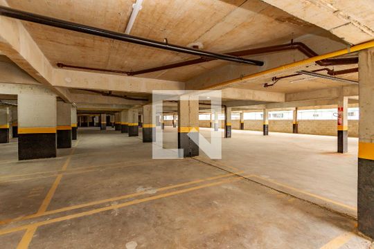 Garagem de apartamento à venda com 2 quartos, 37m² em Jardim São Luís, São Paulo