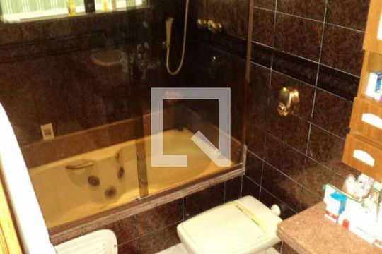 Casa à venda com 3 quartos, 360m² em Engenho de Dentro, Rio de Janeiro