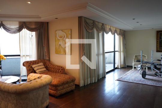 Sala 1 de apartamento para alugar com 4 quartos, 500m² em Tatuapé, São Paulo