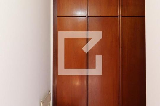 Roupeiro de apartamento para alugar com 2 quartos, 107m² em Centro, Ribeirão Preto