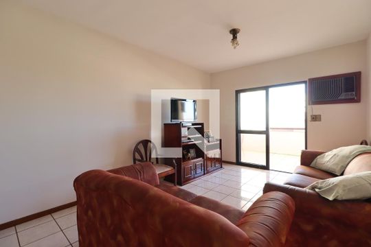 Sala de apartamento para alugar com 2 quartos, 107m² em Centro, Ribeirão Preto