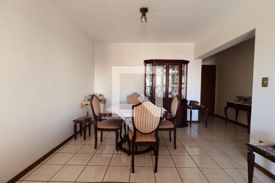 Sala de apartamento para alugar com 2 quartos, 107m² em Centro, Ribeirão Preto