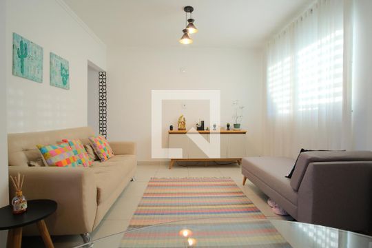 Sala de casa para alugar com 2 quartos, 115m² em Chácara Califórnia, São Paulo