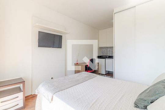 Studio de kitnet/studio para alugar com 1 quarto, 30m² em Pinheiros, São Paulo
