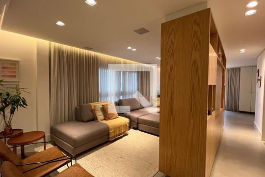 Apartamento à venda com 4 quartos, 207m² em Paraíso, São Paulo