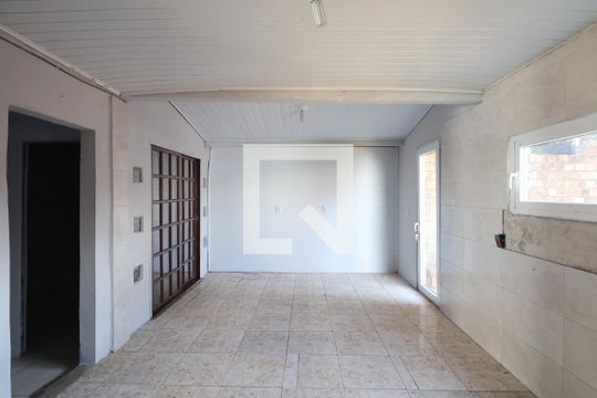 Casa à venda com 2 quartos, 60m² em Estância Velha, Canoas