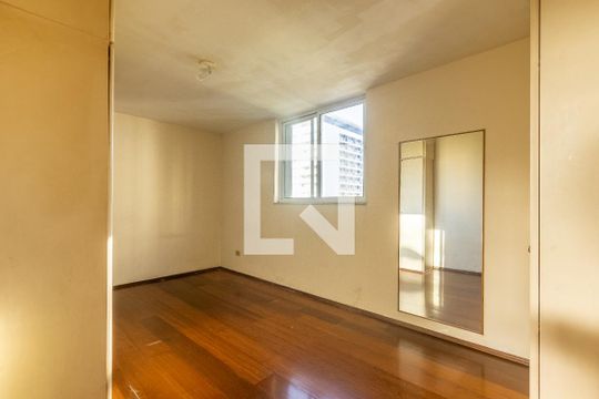 Quarto 1 de apartamento à venda com 2 quartos, 84m² em Moema, São Paulo