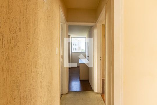 Corredor de apartamento à venda com 2 quartos, 84m² em Moema, São Paulo