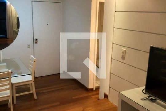 Apartamento à venda com 1 quarto, 70m² em Itaim Bibi, São Paulo