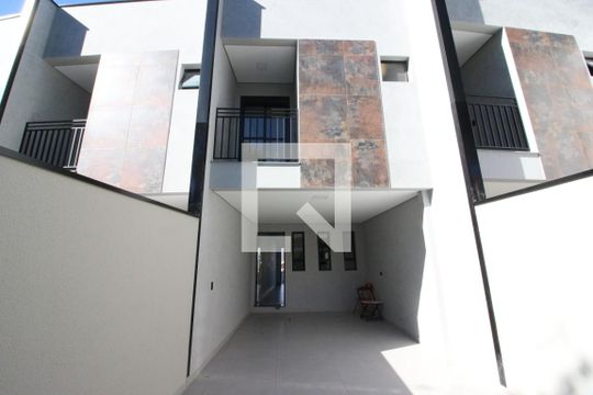 Garagem de casa à venda com 3 quartos, 115m² em Bela Vista, Osasco