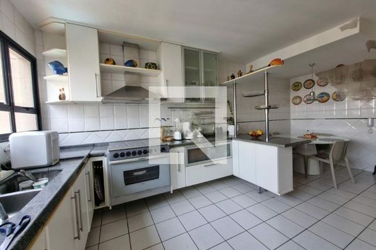 Apartamento à venda com 4 quartos, 163m² em Vila Suzana, São Paulo