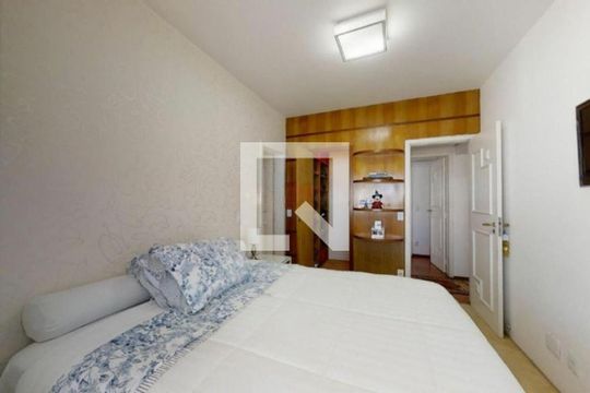 Apartamento à venda com 4 quartos, 170m² em Vila Suzana, São Paulo