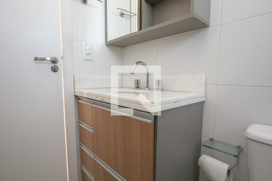 Banheiro da Suíte de apartamento à venda com 2 quartos, 89m² em Jardim do Salso, Porto Alegre