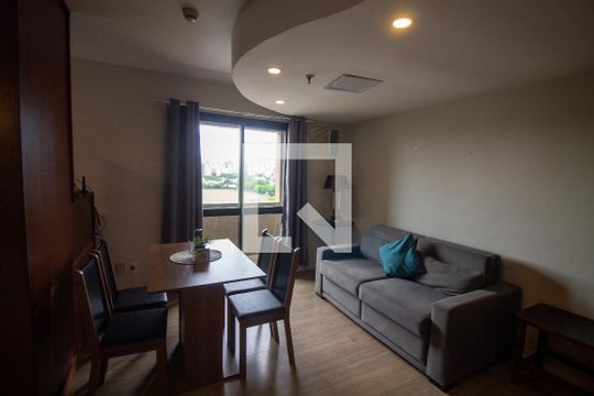 Sala de apartamento para alugar com 1 quarto, 33m² em Brooklin, São Paulo