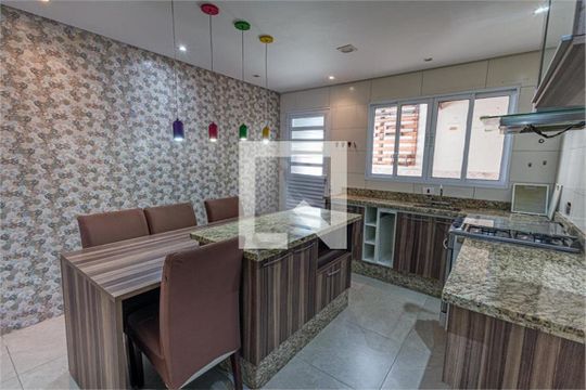 Casa à venda com 2 quartos, 90m² em Vila Mazzei, São Paulo