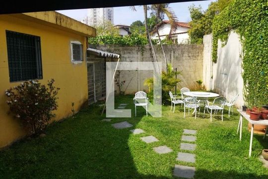 Casa à venda com 5 quartos, 300m² em Jardim Prudência, São Paulo