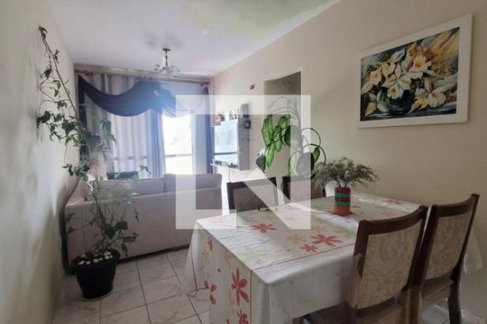 Apartamento à venda com 3 quartos, 60m² em Santa Constança, São Paulo
