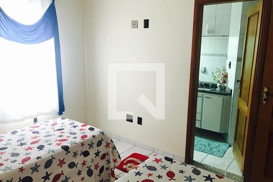 Suíte 1 de apartamento para alugar com 3 quartos, 120m² em Vila Tupi, Praia Grande