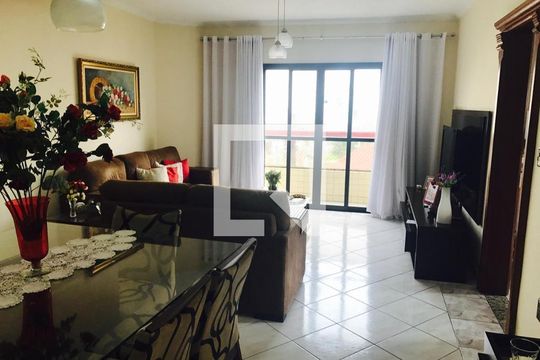 Apartamento para alugar com 3 quartos, 120m² em Vila Tupi, Praia Grande