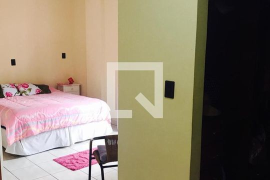 suíte 3 de apartamento para alugar com 3 quartos, 120m² em Vila Tupi, Praia Grande