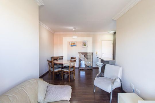 Sala de apartamento para alugar com 2 quartos, 59m² em Novo Mundo, Curitiba