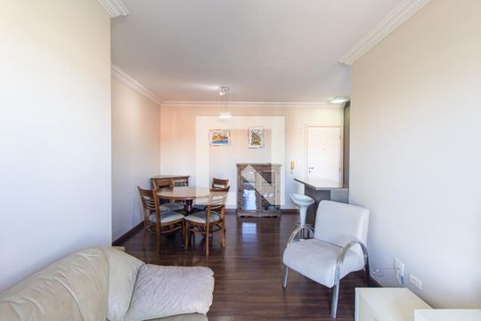 Sala de apartamento para alugar com 2 quartos, 59m² em Novo Mundo, Curitiba