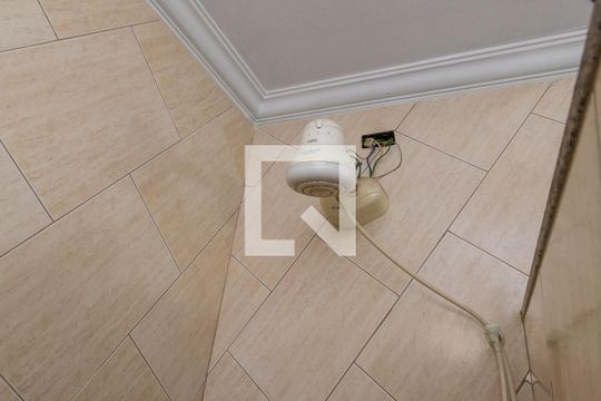 Banheiro da Suíte de casa à venda com 4 quartos, 168m² em Brás de Pina, Rio de Janeiro