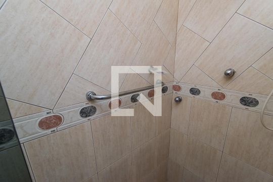 Banheiro da Suíte de casa à venda com 4 quartos, 168m² em Brás de Pina, Rio de Janeiro