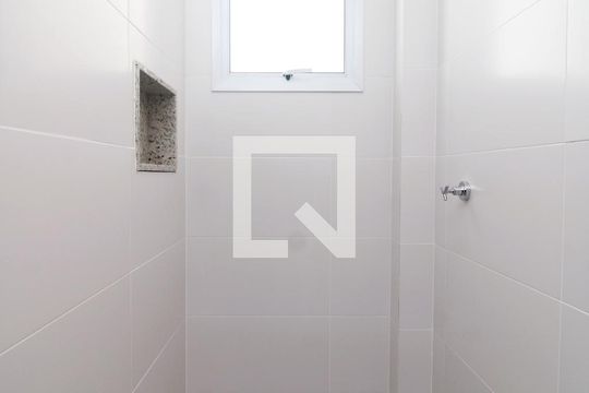 Banheiro de apartamento à venda com 2 quartos, 40m² em Vila Nova Mazzei, São Paulo