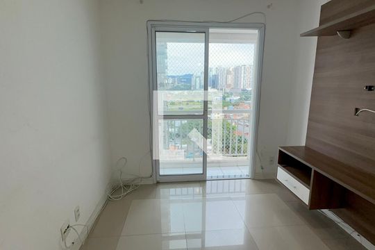 Sala de apartamento para alugar com 2 quartos, 54m² em Vila Nossa Senhora da Escada, Barueri