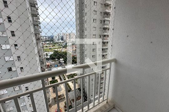 Sacada de apartamento para alugar com 2 quartos, 54m² em Vila Nossa Senhora da Escada, Barueri