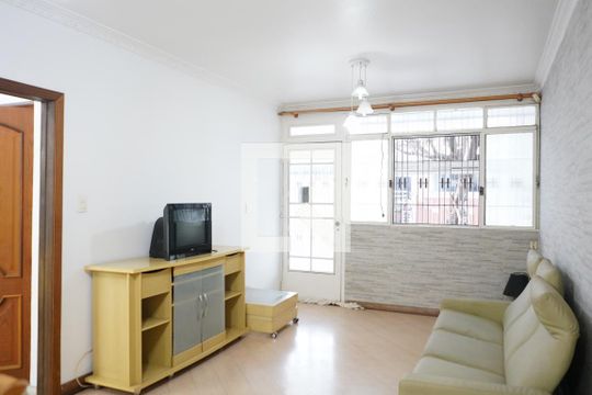 Casa à venda com 3 quartos, 136m² em Água Rasa, São Paulo