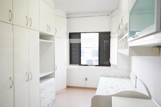 Quarto 2 de casa à venda com 3 quartos, 136m² em Água Rasa, São Paulo