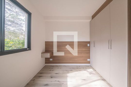 Studio de kitnet/studio para alugar com 1 quarto, 16m² em Vila Guarani (zona Sul), São Paulo
