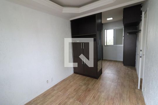 Quarto 1 de apartamento para alugar com 2 quartos, 65m² em Jaguaribe, Osasco