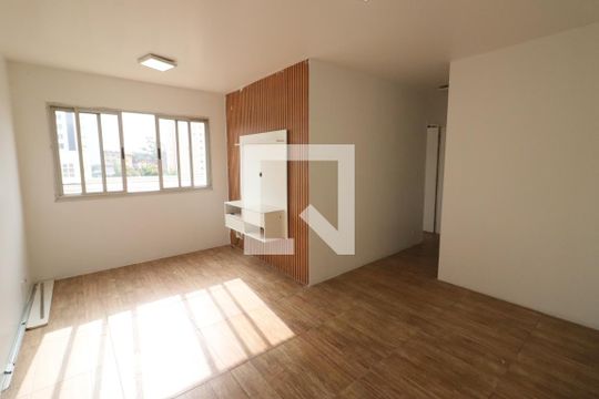 Sala de apartamento para alugar com 2 quartos, 65m² em Jaguaribe, Osasco