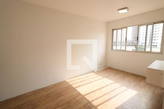 Sala de apartamento para alugar com 2 quartos, 65m² em Jaguaribe, Osasco