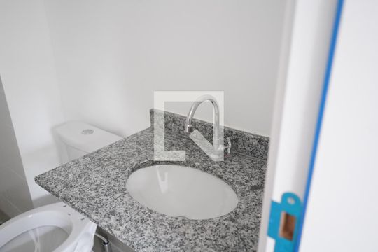 Banheiro de kitnet/studio à venda com 1 quarto, 24m² em Belenzinho, São Paulo