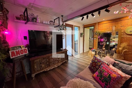 Sala de casa à venda com 2 quartos, 80m² em Feitoria, São Leopoldo