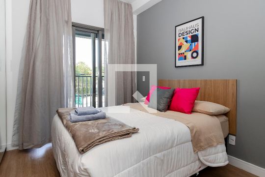 Studio de kitnet/studio para alugar com 1 quarto, 30m² em Santo Amaro, São Paulo