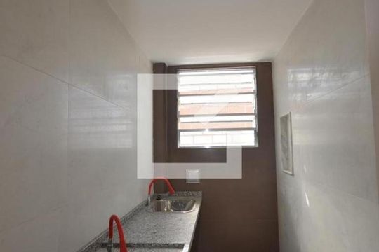 Cozinha e Área de Serviço de apartamento para alugar com 2 quartos, 50m² em Vila Valqueire, Rio de Janeiro