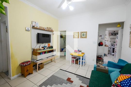 Sala de apartamento à venda com 2 quartos, 70m² em Grajaú, Rio de Janeiro