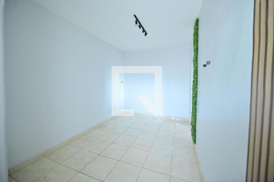Sala de apartamento para alugar com 2 quartos, 130m² em Setor Urias Magalhães, Goiânia