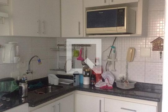 Cozinha de apartamento à venda com 2 quartos, 55m² em Vila Mangalot, São Paulo